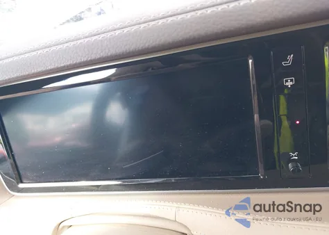 2015 Mercedes-Benz S 550 4Matic z USA, uszkodzony, nr VIN WDDUG8FB8FA156073